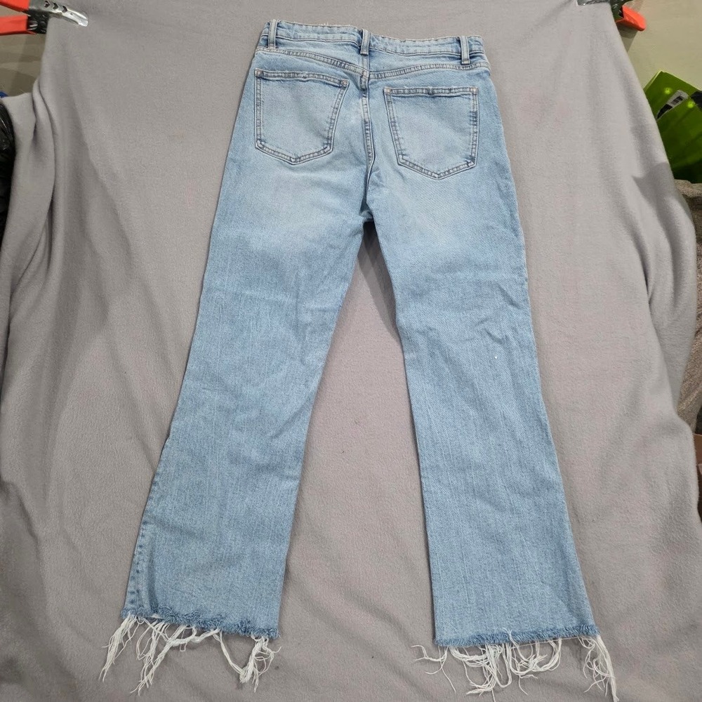 Zara High Waisted Straight Leg Jeans Light Wash Raw Hem Blue Denim Size 6 US 28 - Picture 6 of 7